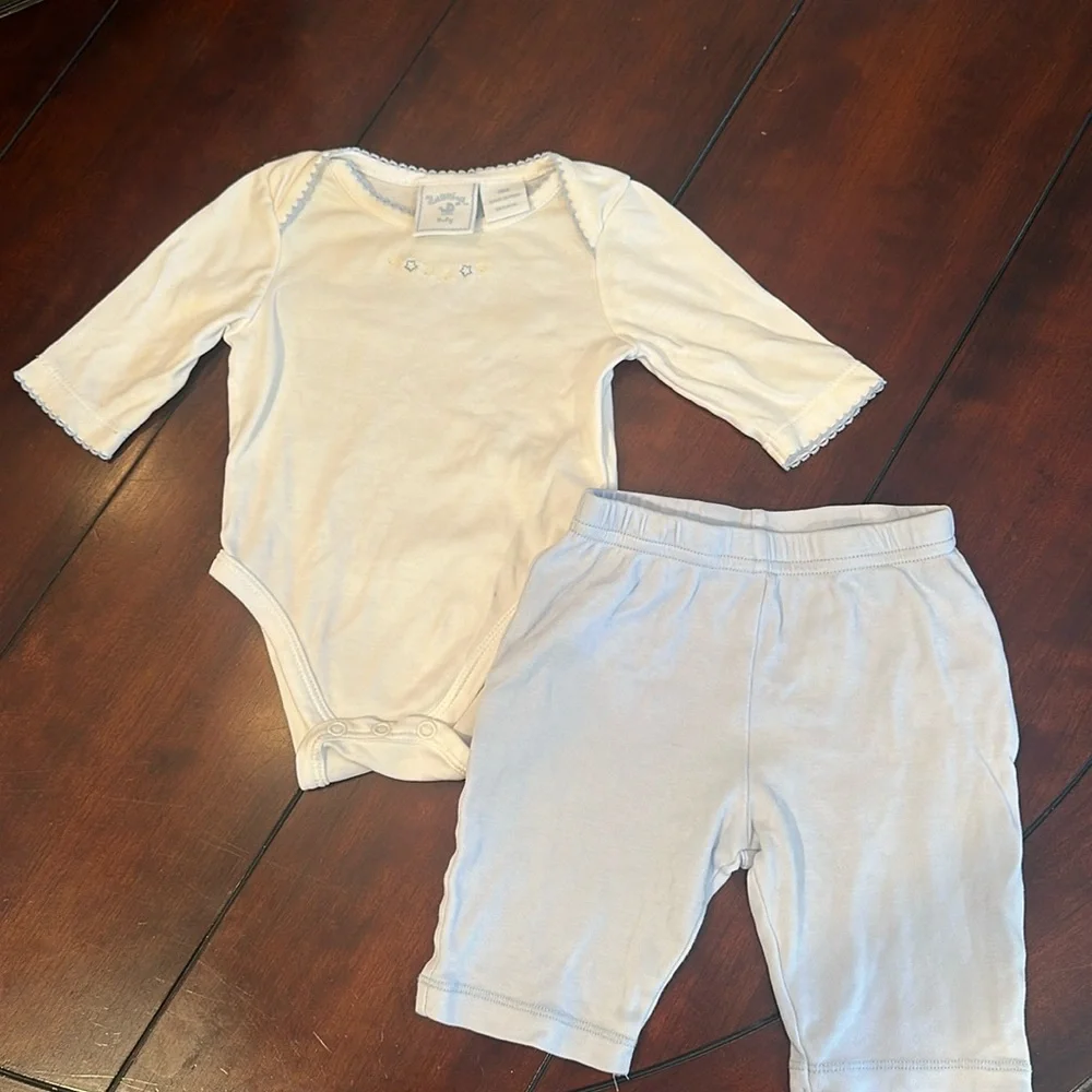 Heartstrings Baby Outfit